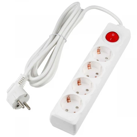 Удлинитель Uniel Ultra 4гн х 3м с/з S-GCU4-3B White UL-00010022